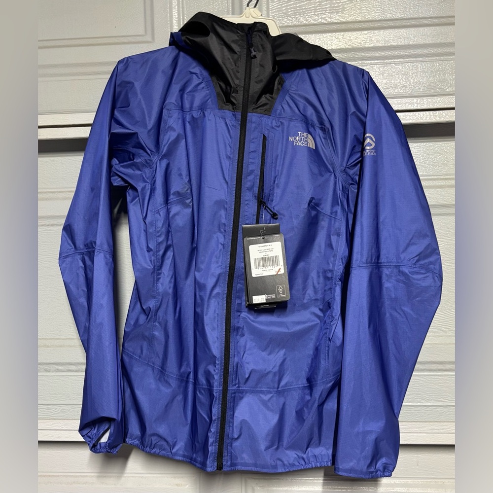 The North Face Blue Ski Jacket with Water-Resistant Fabric